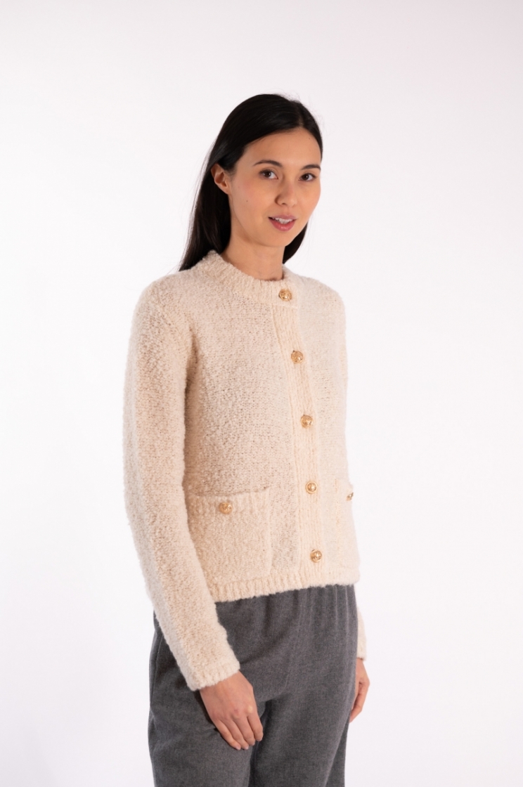  62 BEIGE
