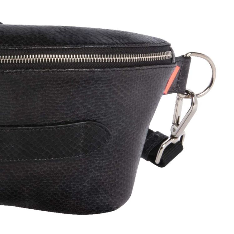  PYTHON BLACK