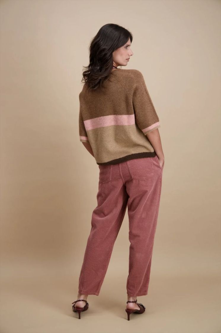  MARRON