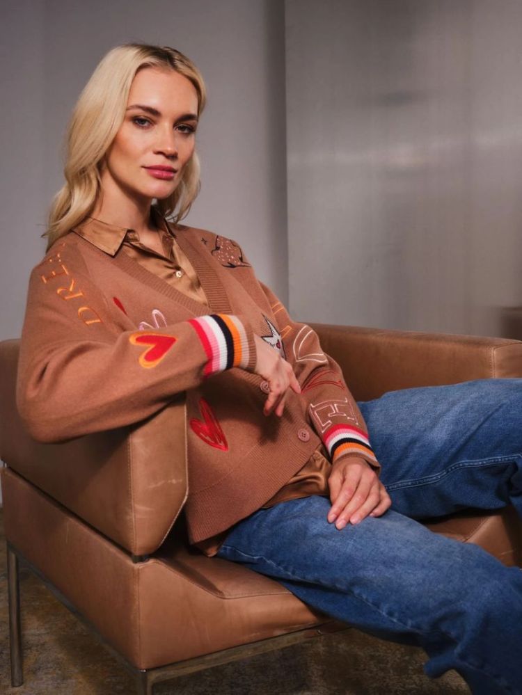 CARAMEL